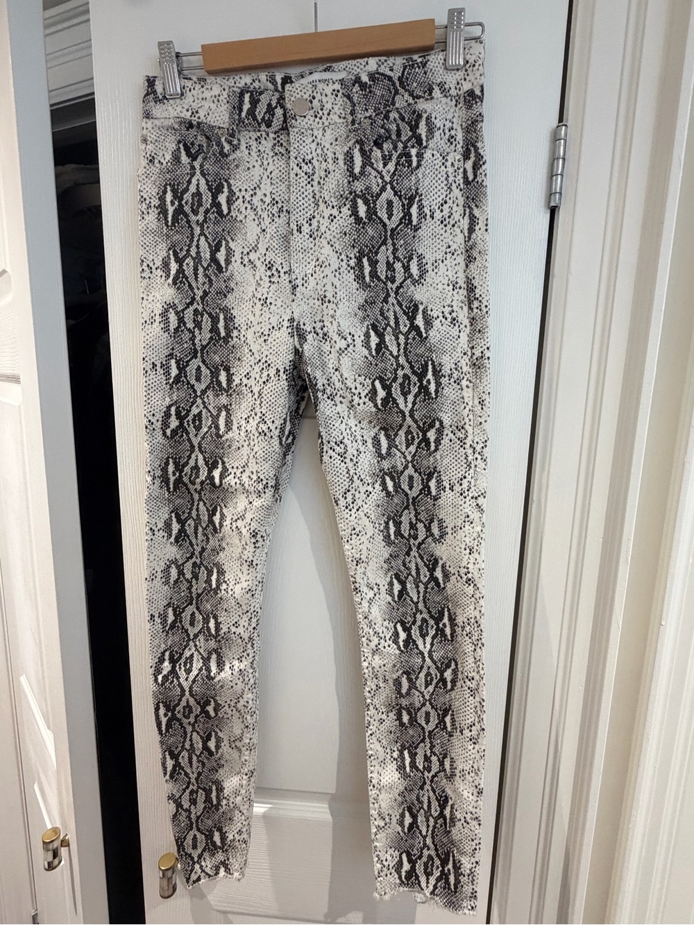 Zara Women's Snake-Print Skinny Jeans